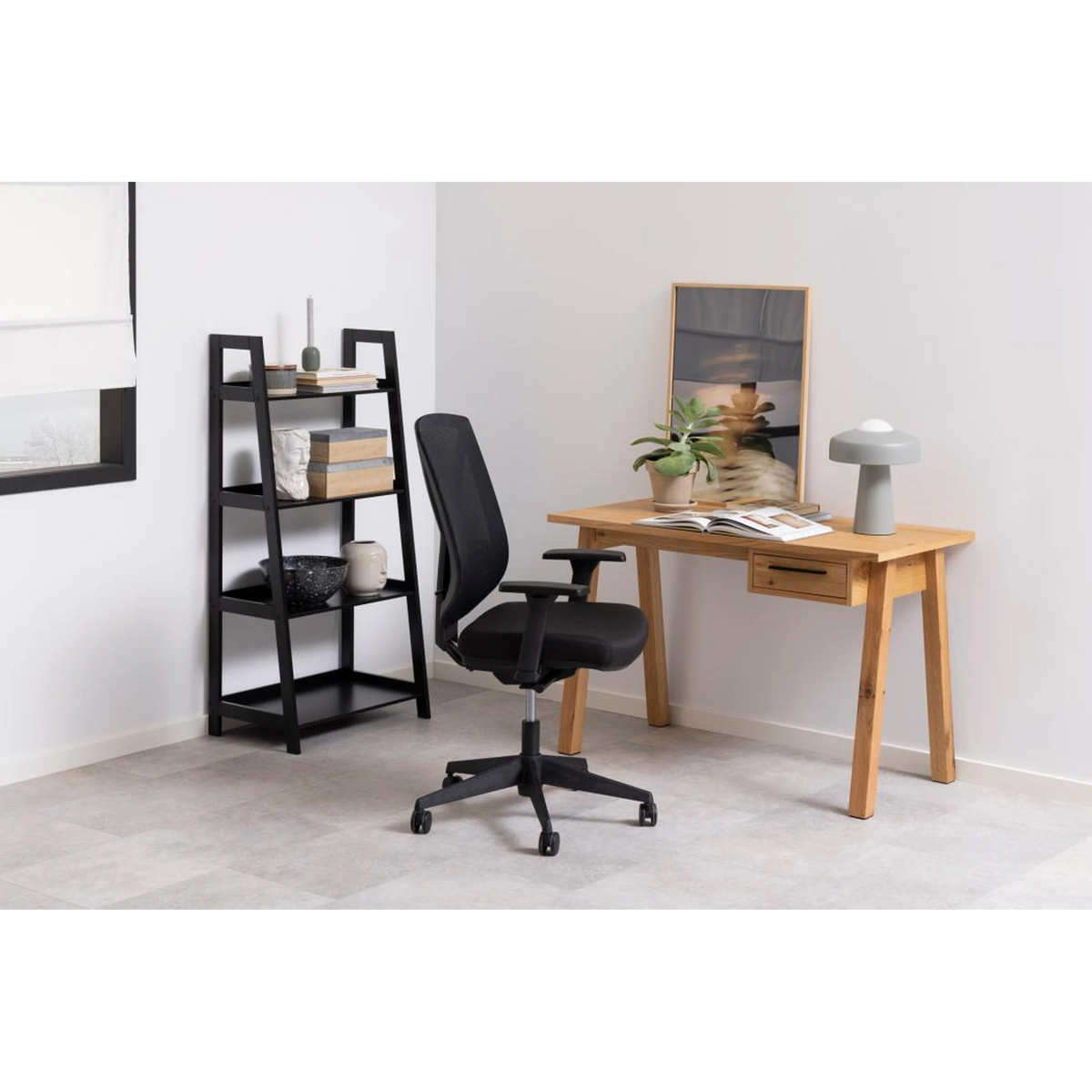 Wally Regal 63x40x130 cm