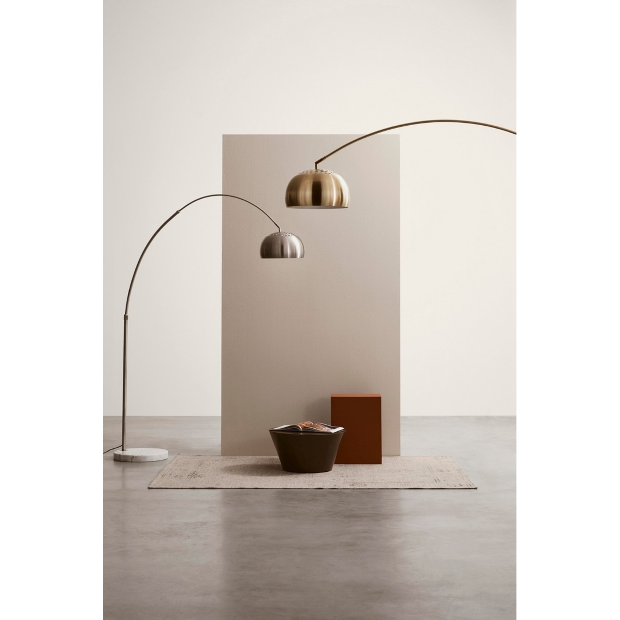 Stehlampe mit Marmorsockel