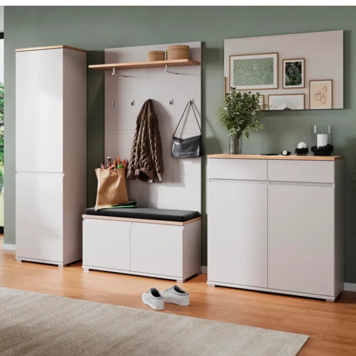 Garderobenschrank