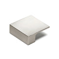 Metallgriff Quadro Edelstahlfarbig von Jutzler – Robuster Griff zum Anschrauben