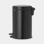 Brabantia NewIcon Treteimer 12L in Matt Schwarz – moderner Abfalleimer mit Pedal für Küche & Bad