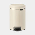 Brabantia NewIcon Treteimer 3L in Soft Beige mit Fußpedal und sanft schließendem Deckel