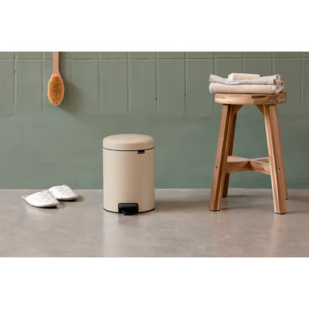 Poubelle à pédale Newicon beige clair 3L