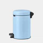 Brabantia NewIcon Treteimer 3L in Dreamy Blue – hellblauer Mülleimer mit Pedal und Soft-Close-Deckel