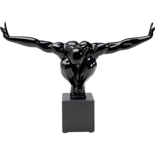 Schwarze glänzende Athleten-Skulptur auf Sockel, Kunstharz Figur mit ausgestreckten Armen, KARE Design Deko