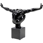 Schwarze glänzende Athleten-Skulptur auf Marmorsockel, Kunstobjekt KARE Design, Dekofigur Sportler