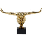 Goldene Athleten-Skulptur auf schwarzem Sockel, Figur in Tauchpose mit ausgestreckten Armen, KARE Deko-Objekt
