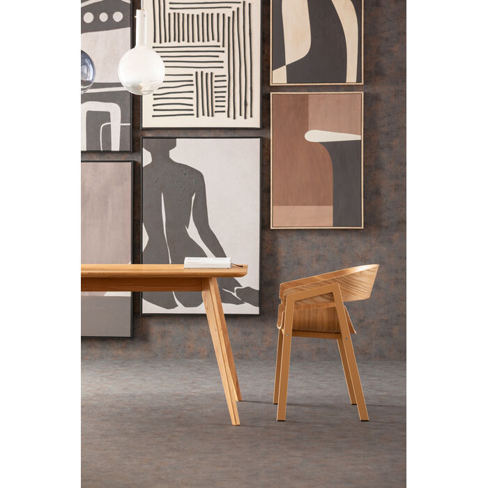 Table en bois massif de Kare