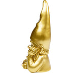 Goldene Zwerg-Figur mit spitzem Hut, sitzend mit verschränkten Armen, dekorative Skulptur aus Kunstharz