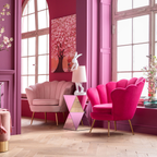 KARE Water Lily Sessel in Pink und Rosa mit Goldbeinen in elegantem, pinkem Wohnzimmer mit Hasen-Lampe