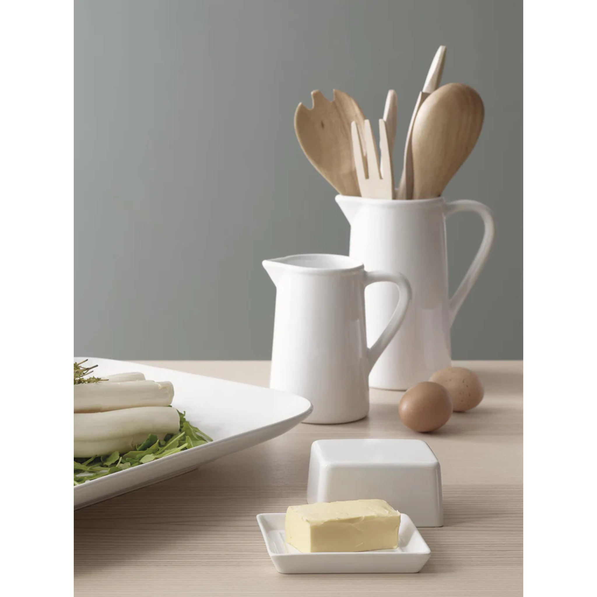 Pichet en porcelaine blanche 1L