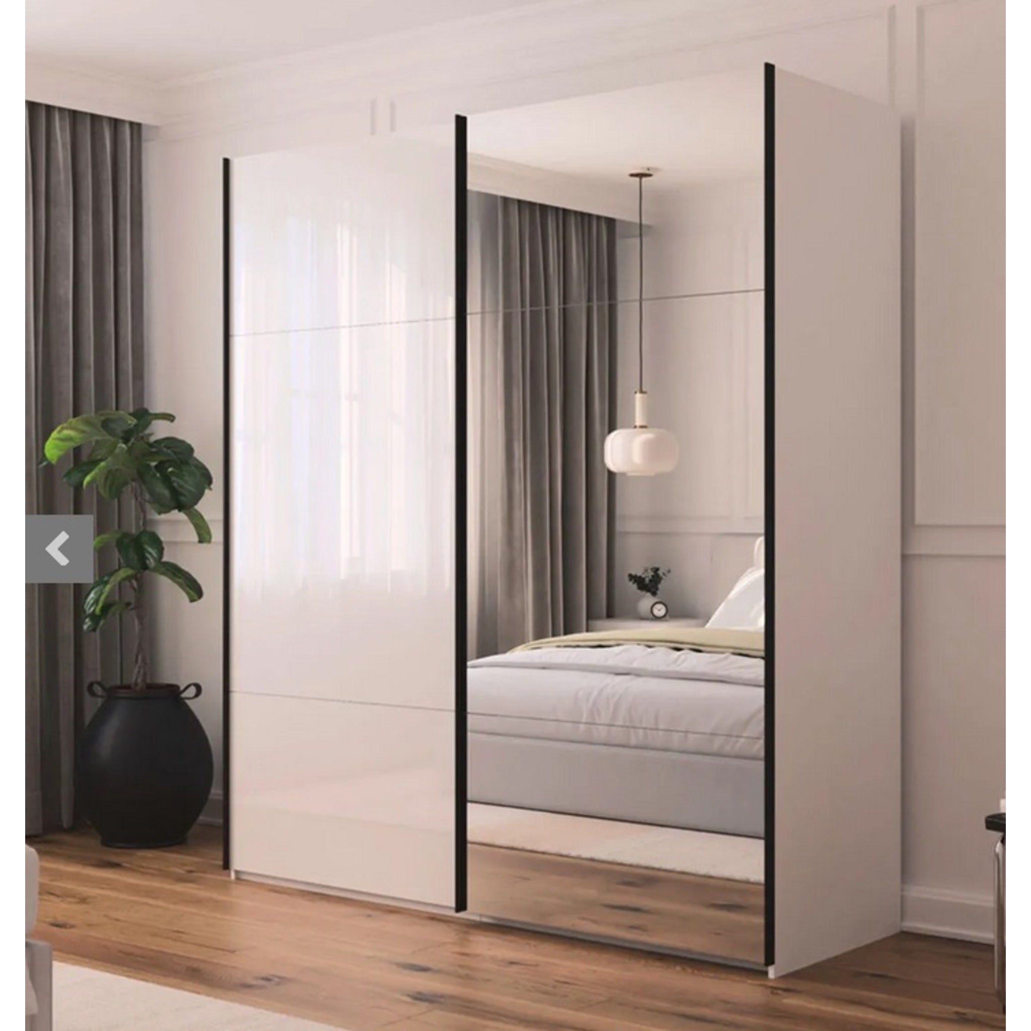 Armoire Saretto à portes coulissantes avec miroir