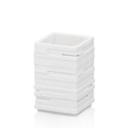 Kela Becher Poseidon aus Polyresin in Weiß mit modernem Rillendesign, quadratische Form