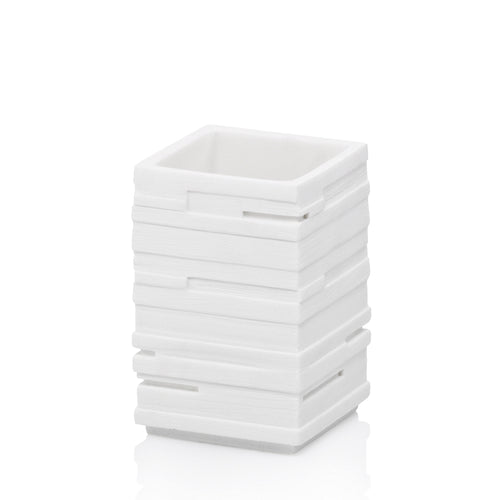 Kela Becher Poseidon aus Polyresin in Weiß mit modernem Rillendesign, quadratische Form