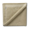 Kela Duschtuch Lavinia Beige Bio, gefaltetes Handtuch mit strukturiertem Muster aus Bio-Baumwolle