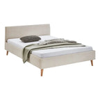 Meise Bett Wicki 140x200 cm in Cord Beige mit Holzfüssen und skandinavischem Design