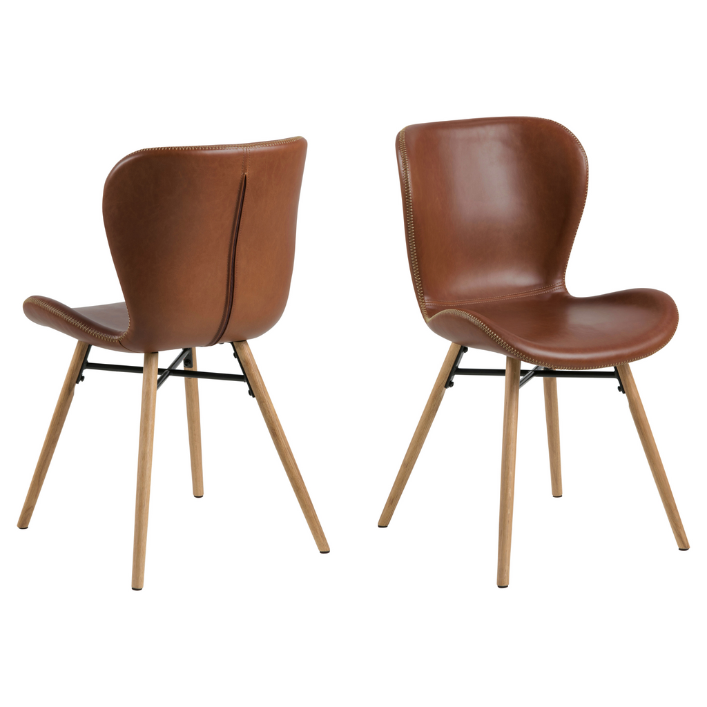 Chaise de salle à manger marron avec pieds en chêne, de style danois.