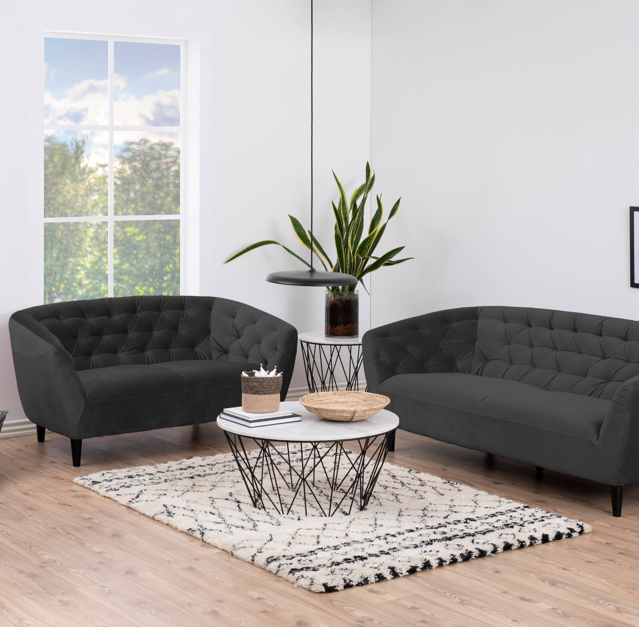 Canapé 2 places élégant gris, dans un style de salon classique