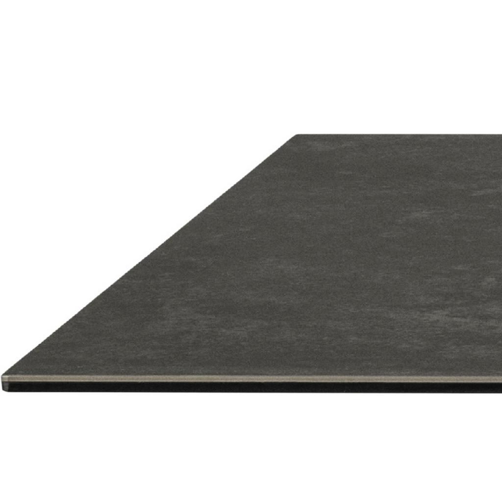 Table de salle à manger en céramique noire avec piètement en croix, style industriel