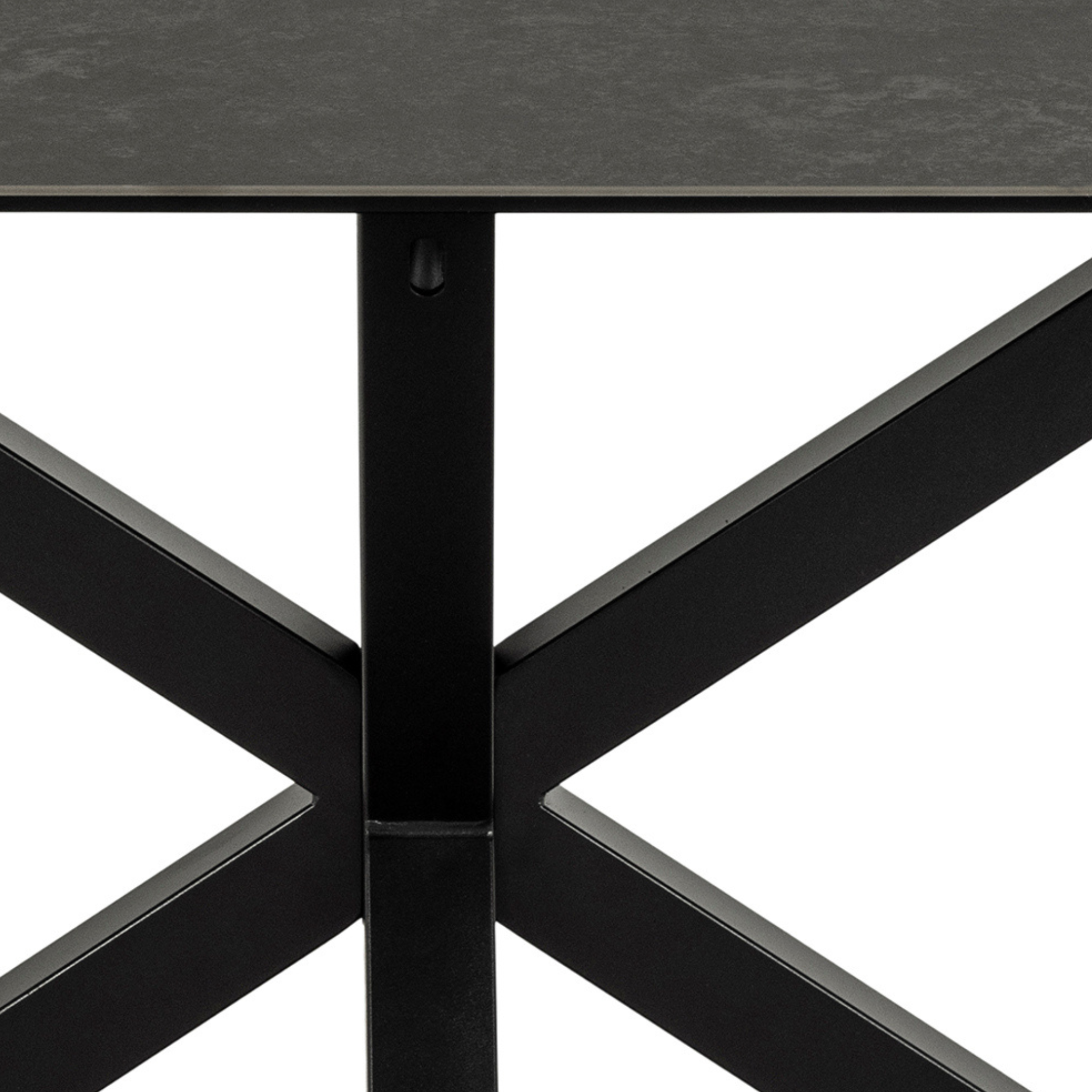 Table à manger en céramique noire