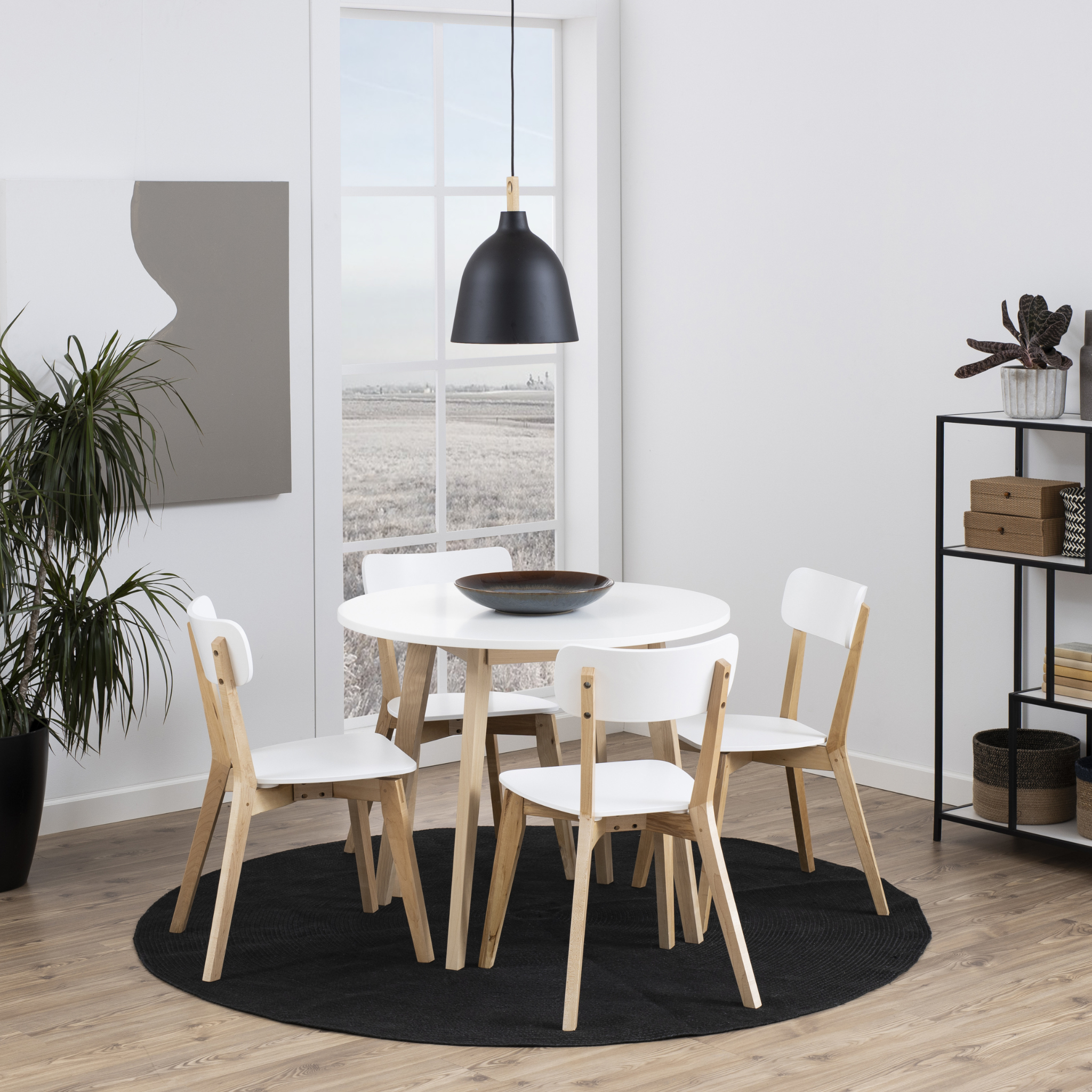 Table de salle à manger blanche avec pieds en bois