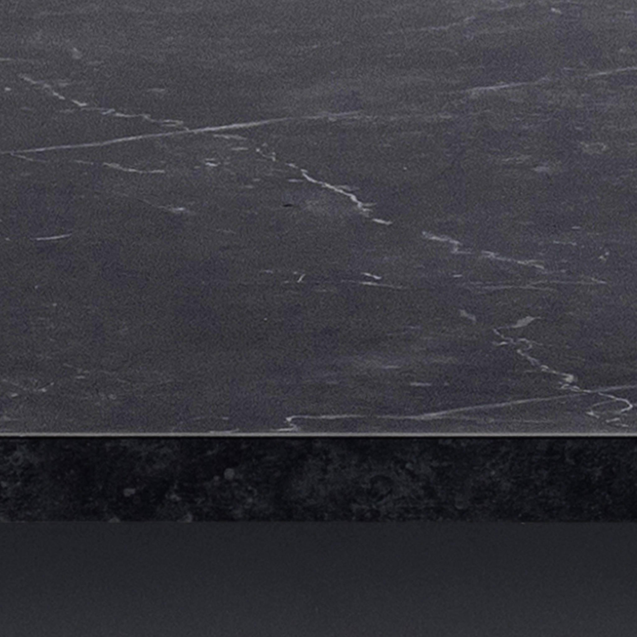 Table à manger effet marbre noir