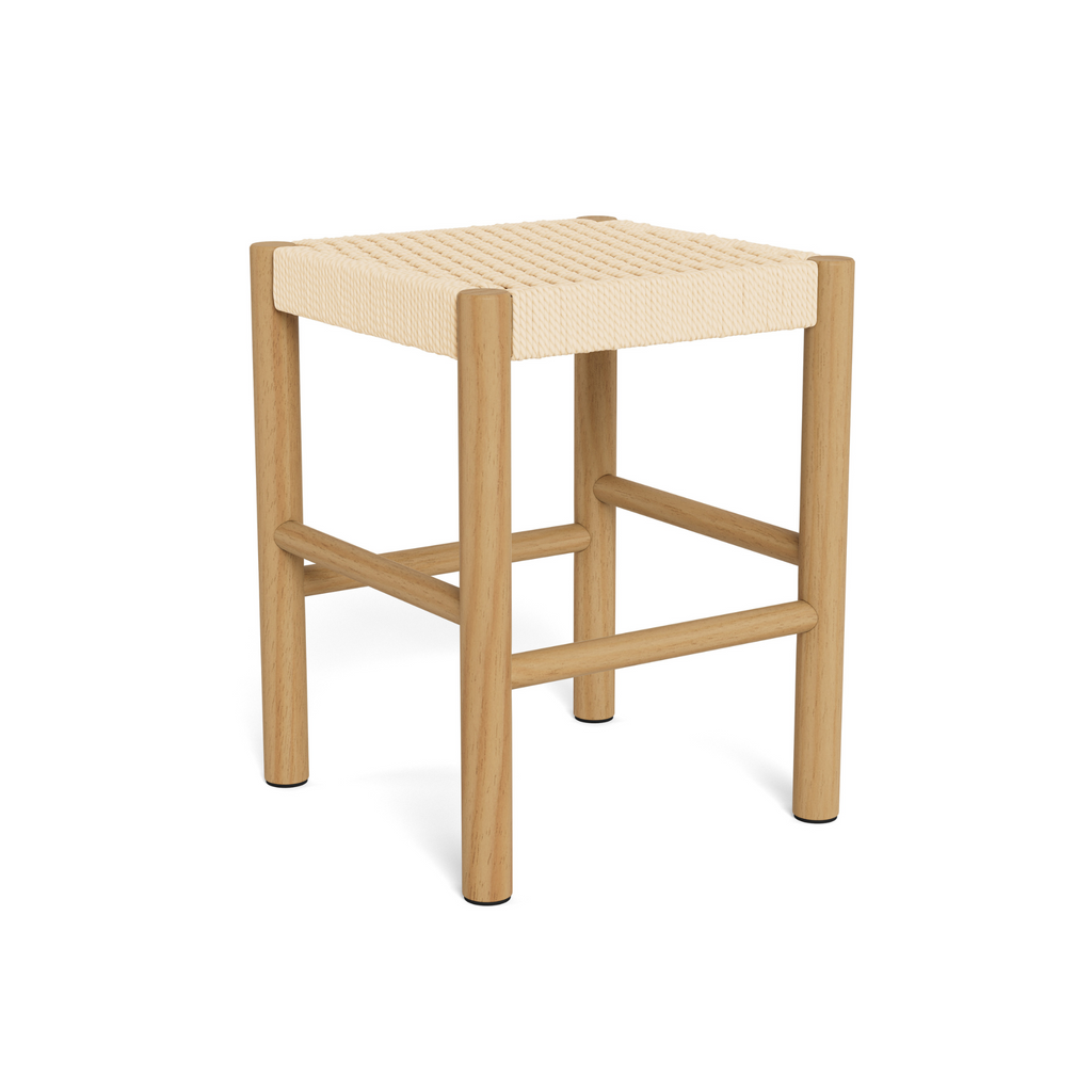 Tabouret tressé couleur crème avec structure en bois naturel