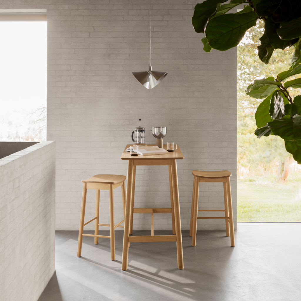 Table de bar en chêne de Barlow, style scandinave