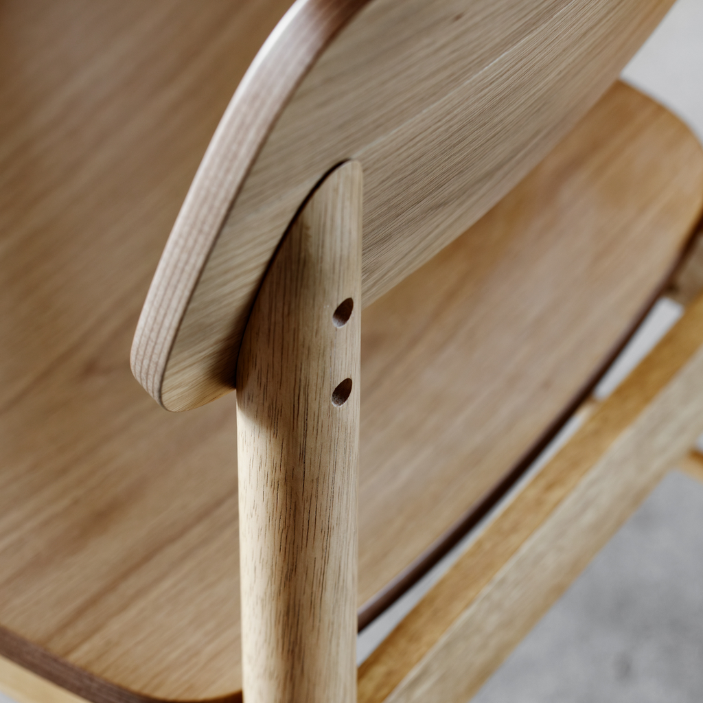 Tabouret de bar Barlow avec dossier, design scandinave