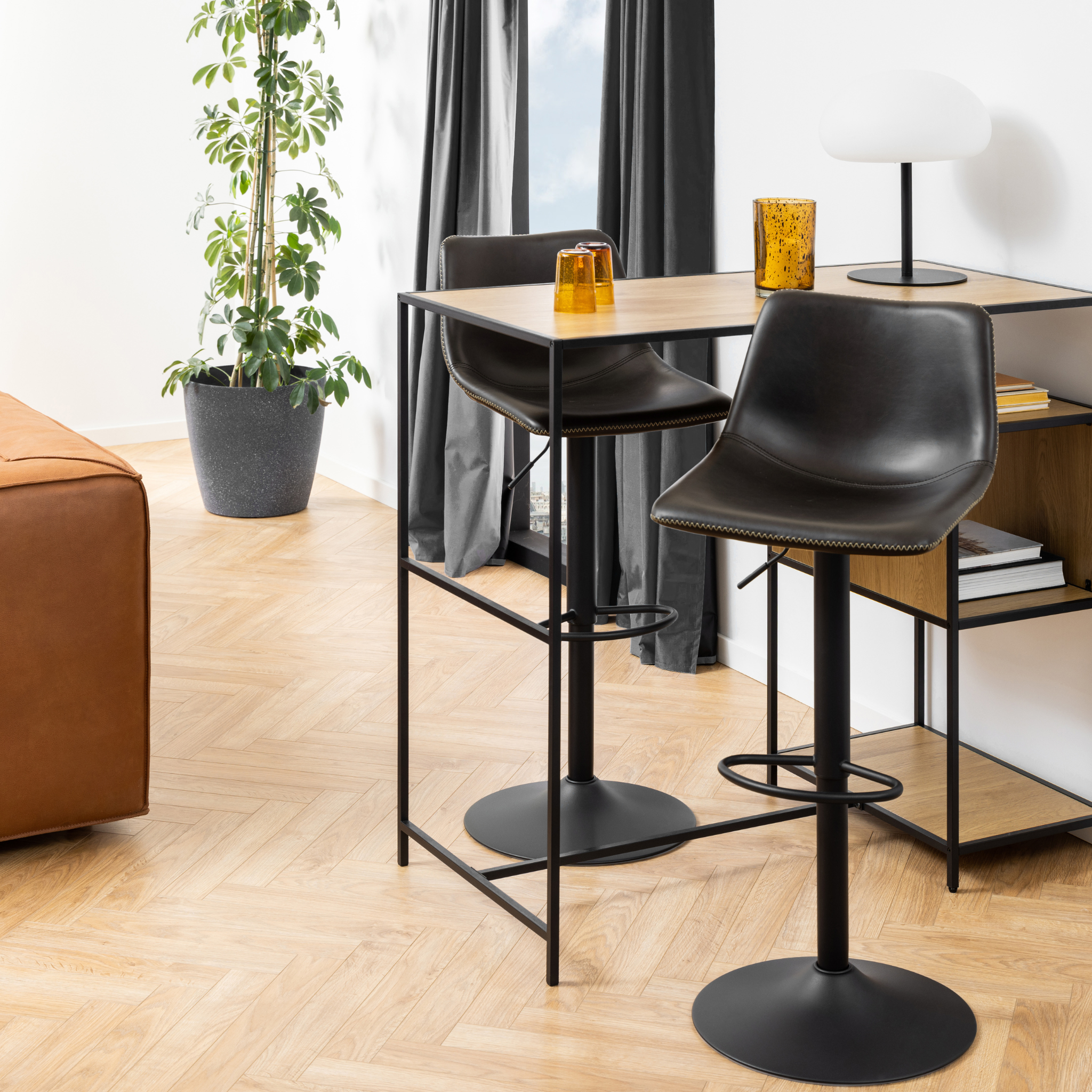 Tabouret de bar noir style vintage avec fonction pivotante