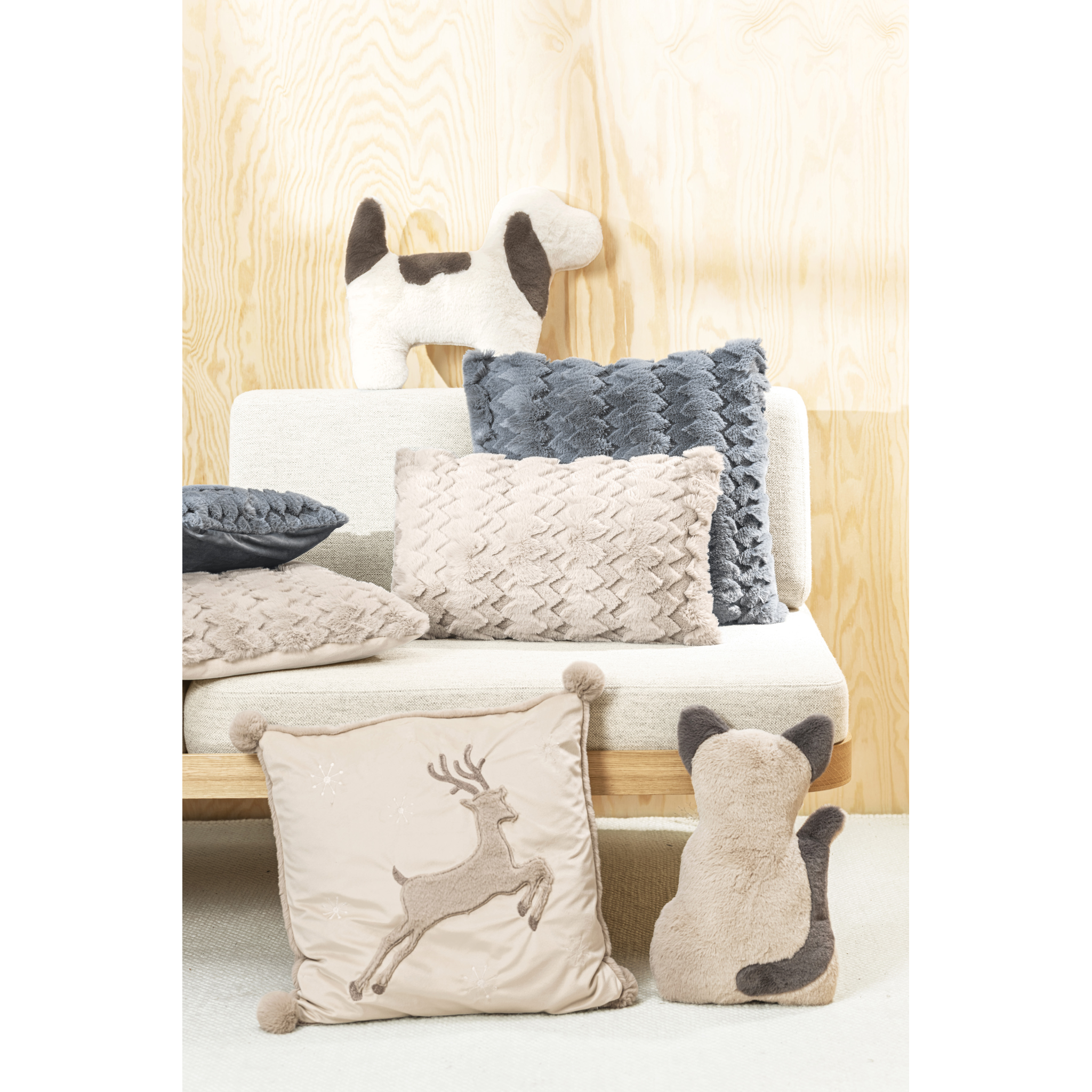 Coussin moelleux 45x45 gris moyen avec garniture de qualité supérieure