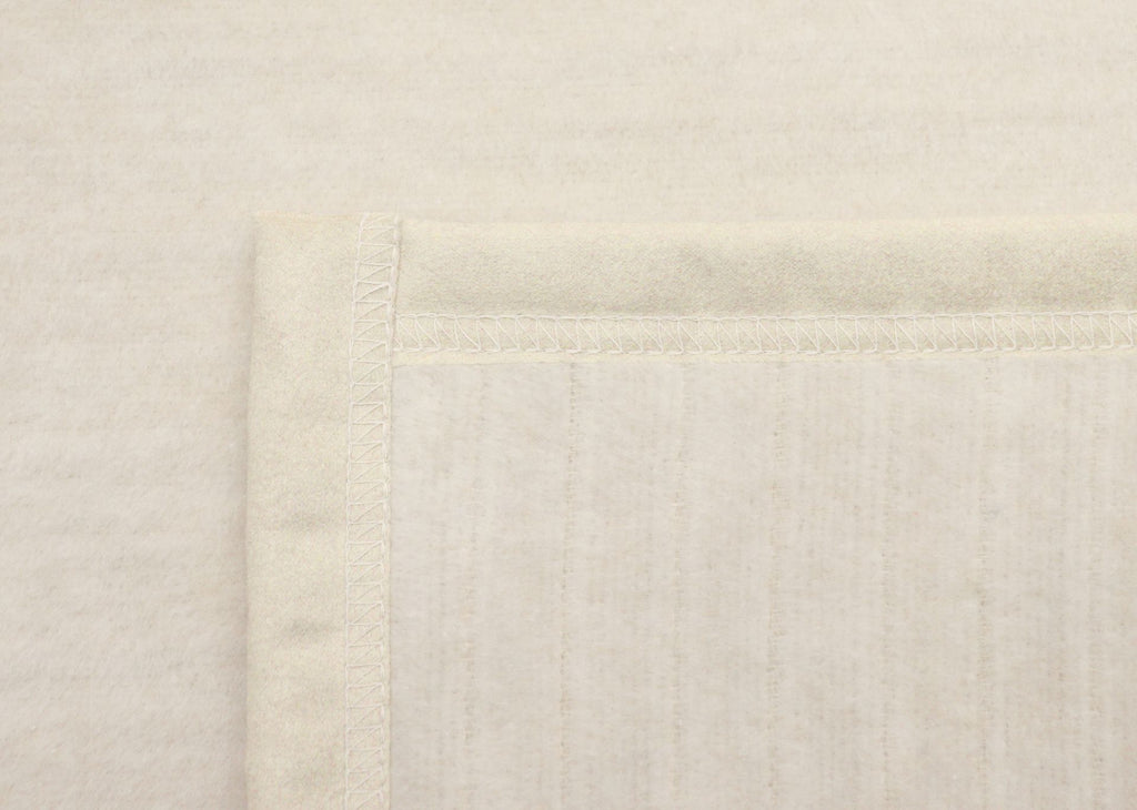 Couverture douce et moelleuse beige
