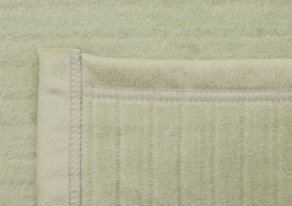 Couverture douce et moelleuse à la sauge