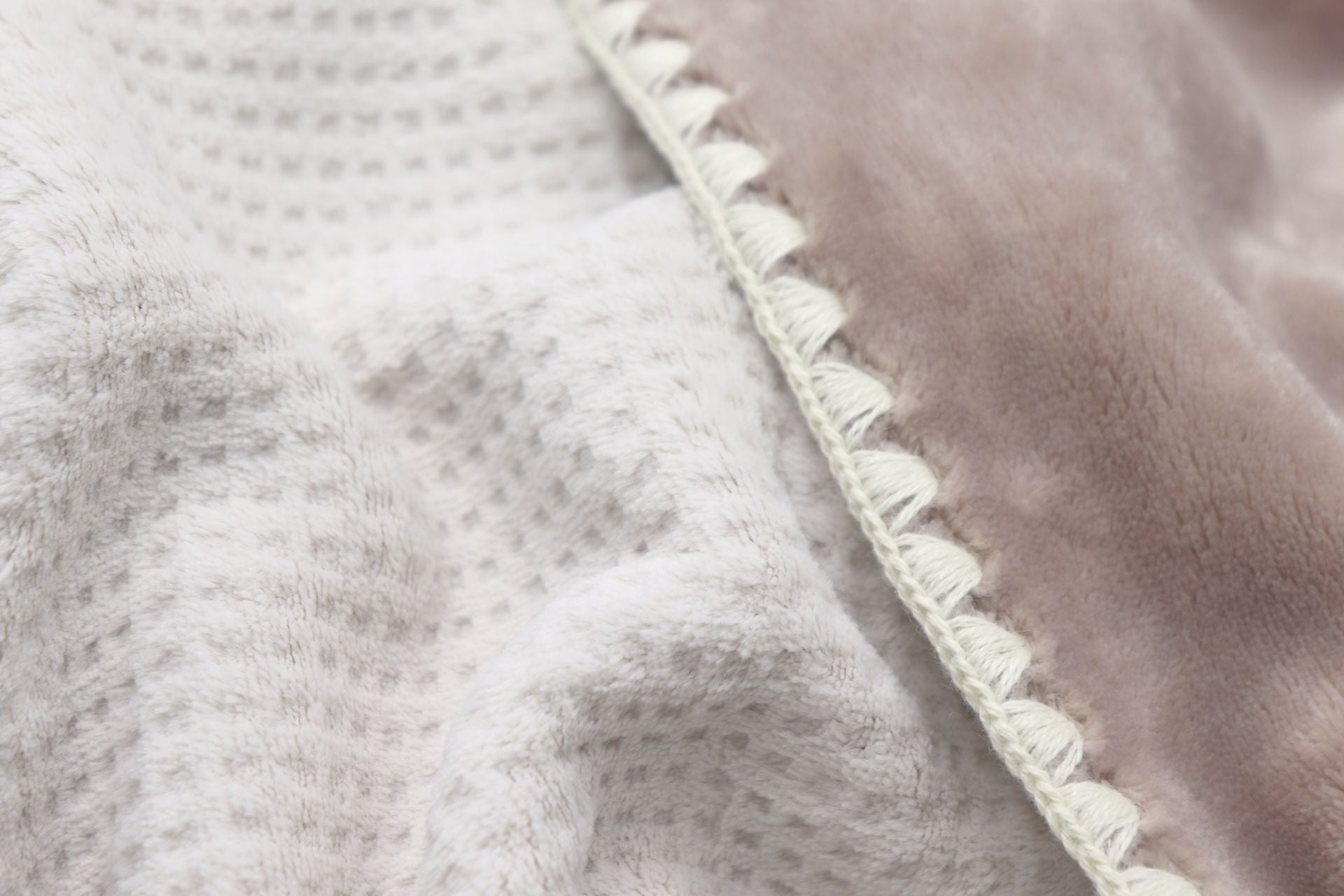 Couverture douce et moelleuse - naturelle et confortable