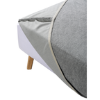 Restyl Bettsofa Flip mit grauem Bezug und Holzbeinen, Detail der abnehmbaren Armlehne und Polsterung