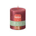 Bolsius Stumpenkerze Rustic Shimmer in Rot, 35h Brenndauer, veganes Wachs, ohne Palmöl