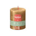 Bolsius Stumpenkerze Rustic Shimmer Gold, 35h Brenndauer, veganes Wachs, palmölfrei, Special Rustics Serie