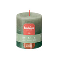 Bolsius Stumpenkerze Rustic Shine olivgrün, 35h Brenndauer, veganes Wachs, Special Rustics Serie