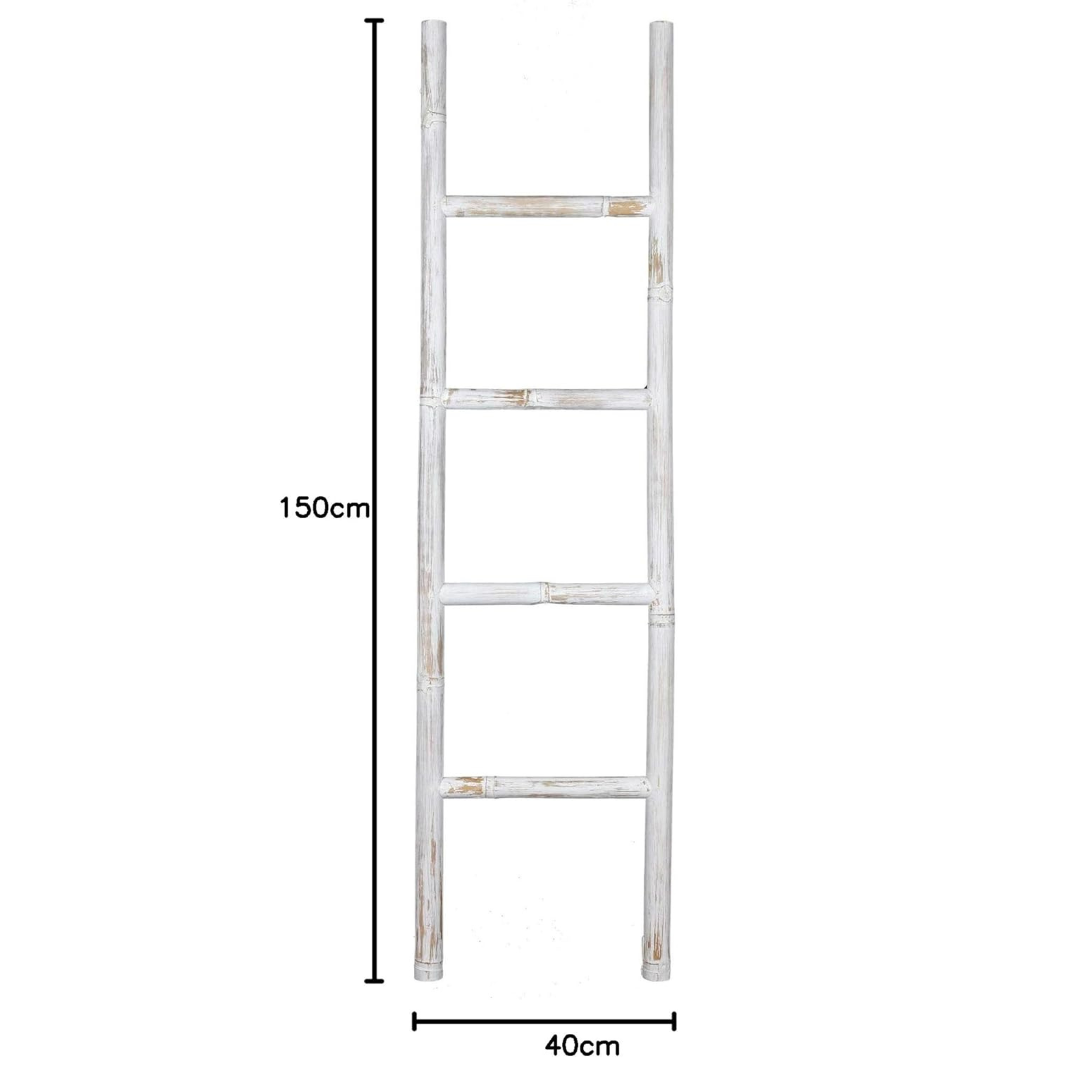 Échelle décorative en bambou blanchi à la chaux naturelle