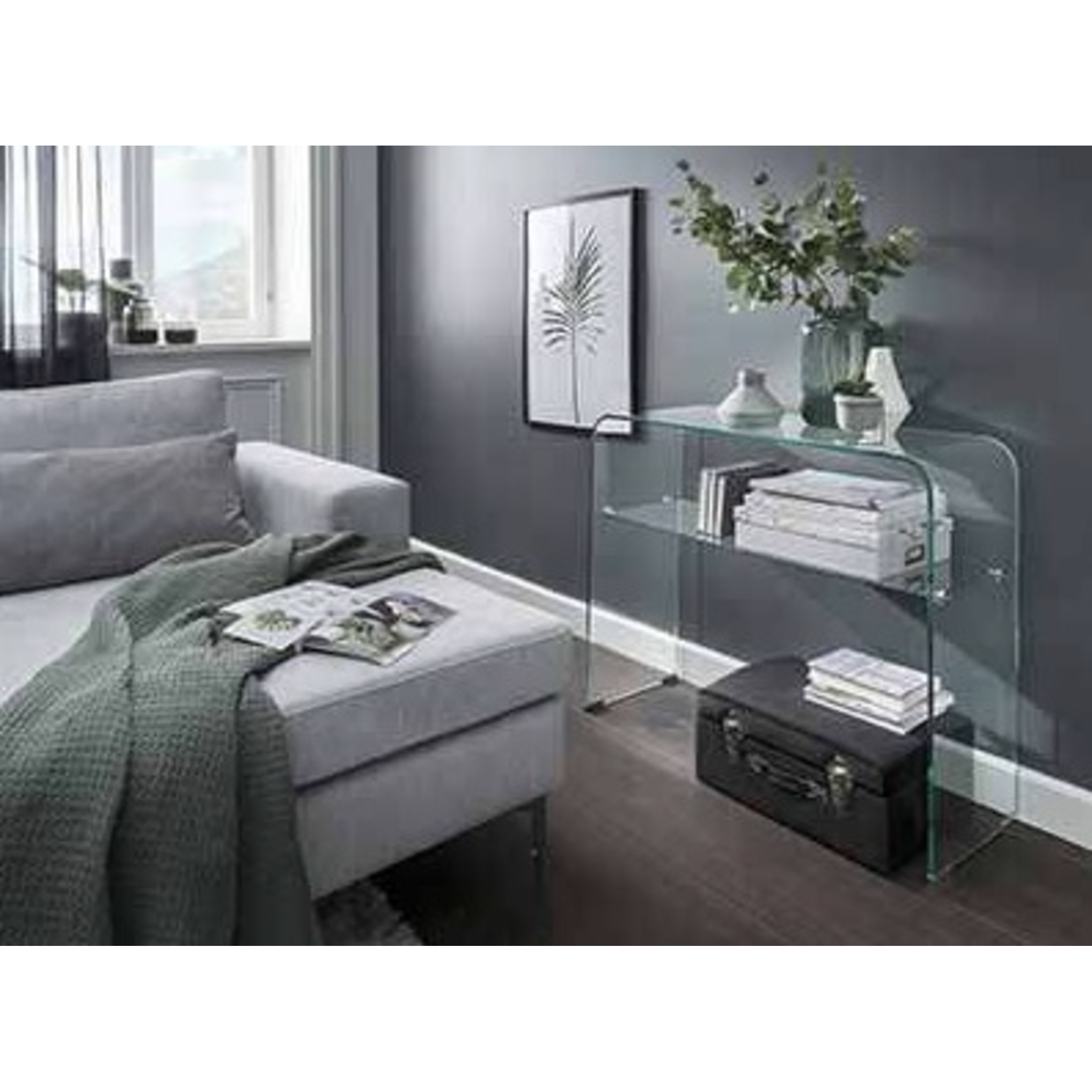 Console élégante en verre courbé - décorative et pratique