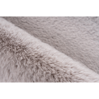 Nahaufnahme Lalee Heaven Teppich in Grau-Beige mit weichem Flor und geschwungener Kante