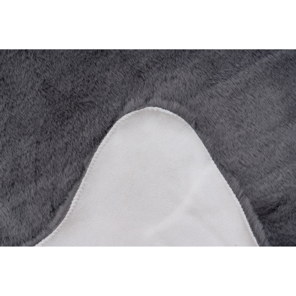 Fausse fourrure grise douillette