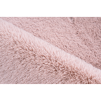 Lalee Kunstfell Teppich Cosy in zartem Rosa – weiche, flauschige Oberfläche in Detailansicht
