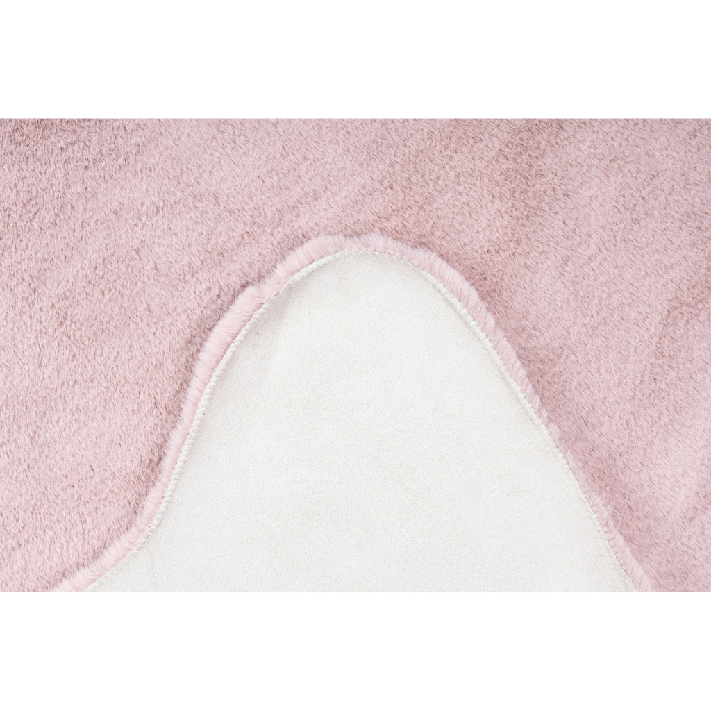 Fourrure synthétique rose poudré douillette