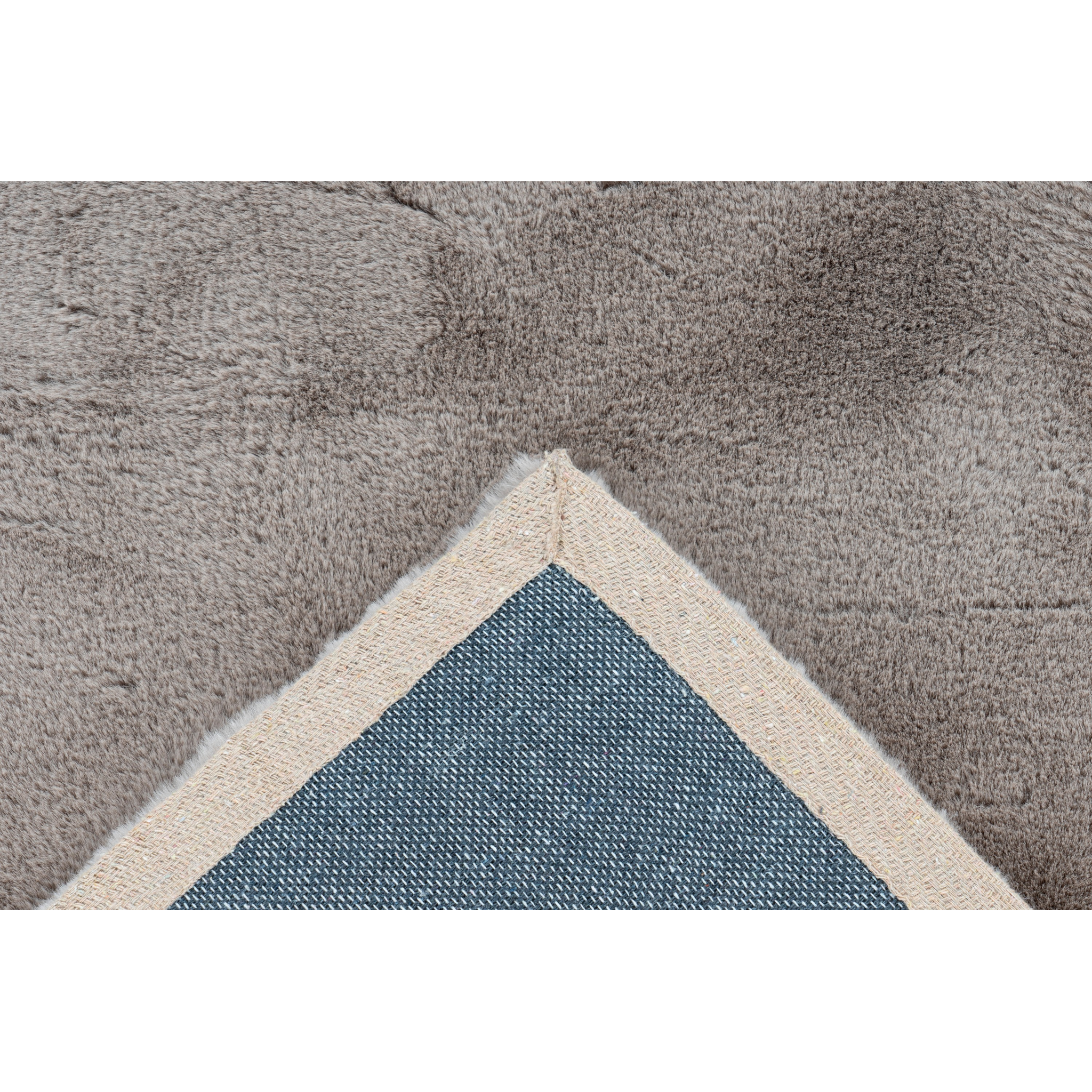 Tapis taupe paradisiaque