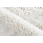 Nahaufnahme flauschiger weisser Hochflor-Teppich Heaven von Lalee – weich & kuschelig