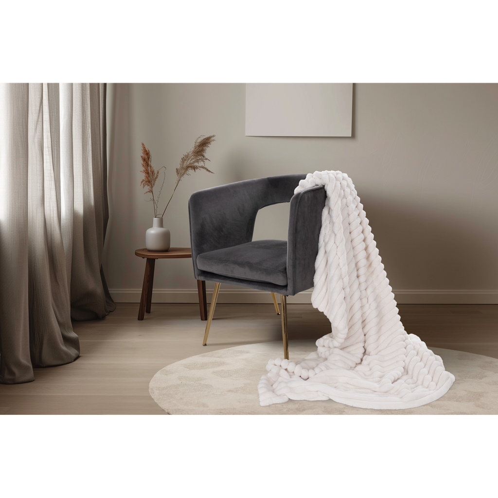 Couverture douce et moelleuse couleur ivoire