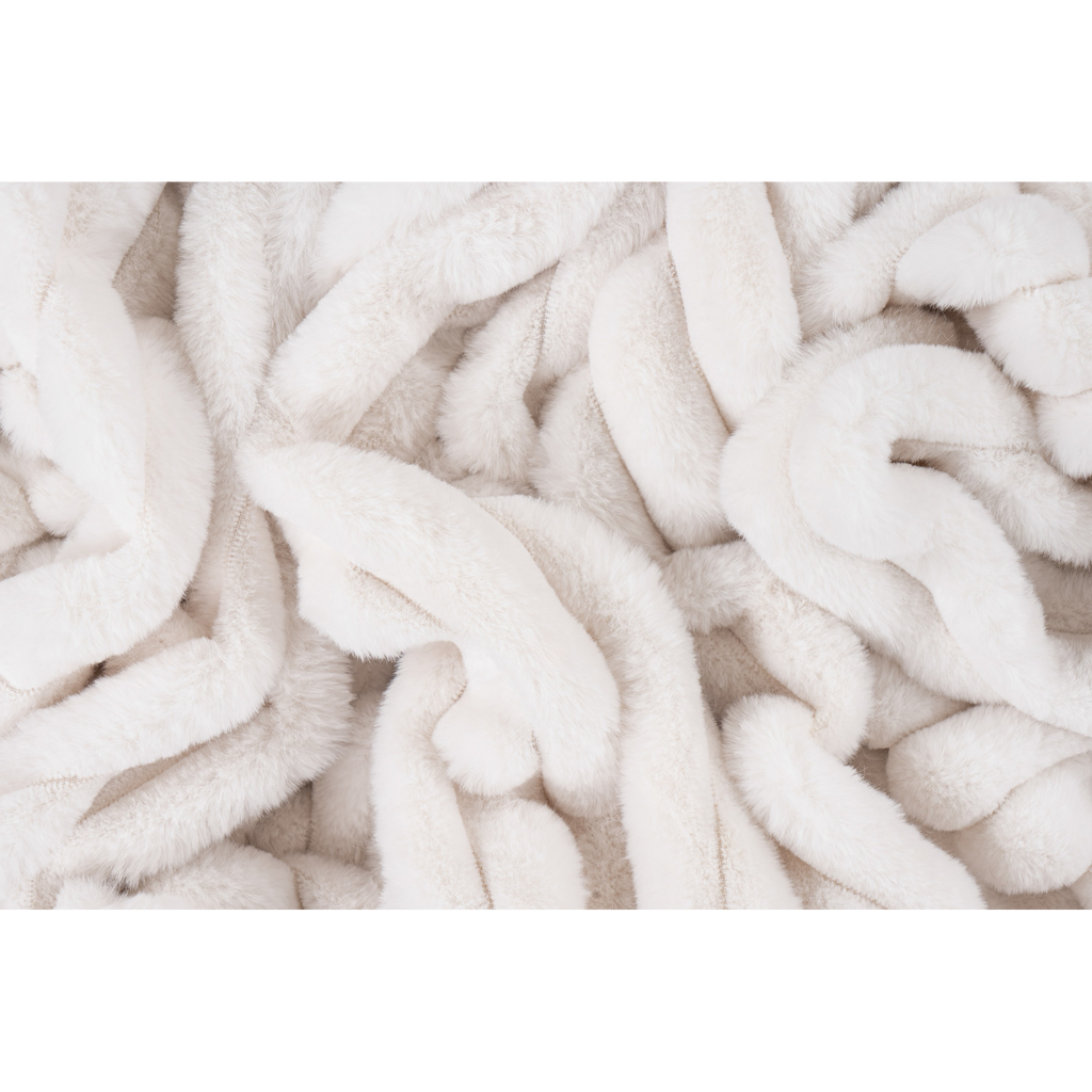 Couverture douce et moelleuse couleur ivoire