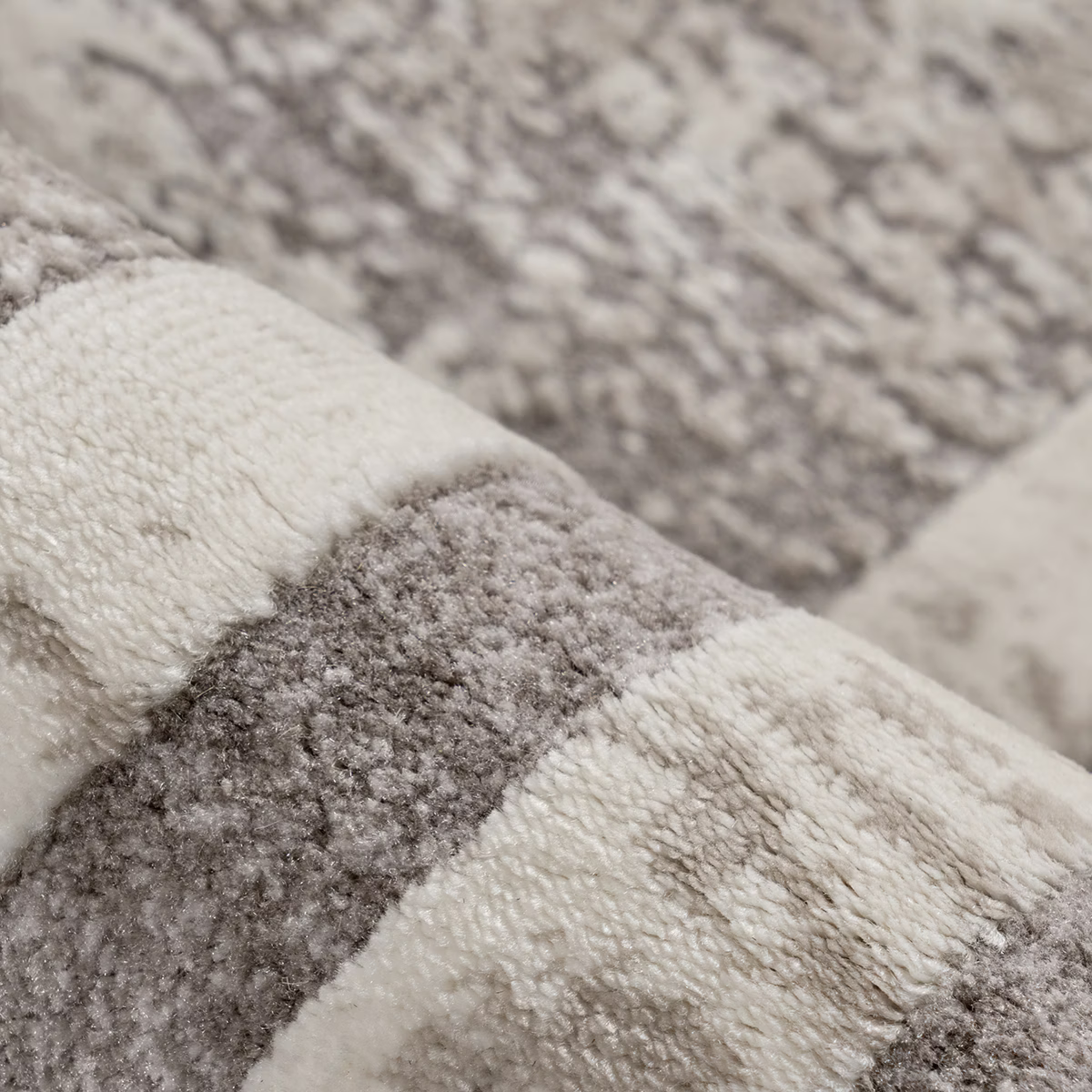 Tapis Pierre Cardin Paris, taupe