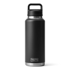 YETI Rambler 46 oz Isolierflasche in Schwarz mit Chug Cap – doppelwandige Edelstahl-Trinkflasche